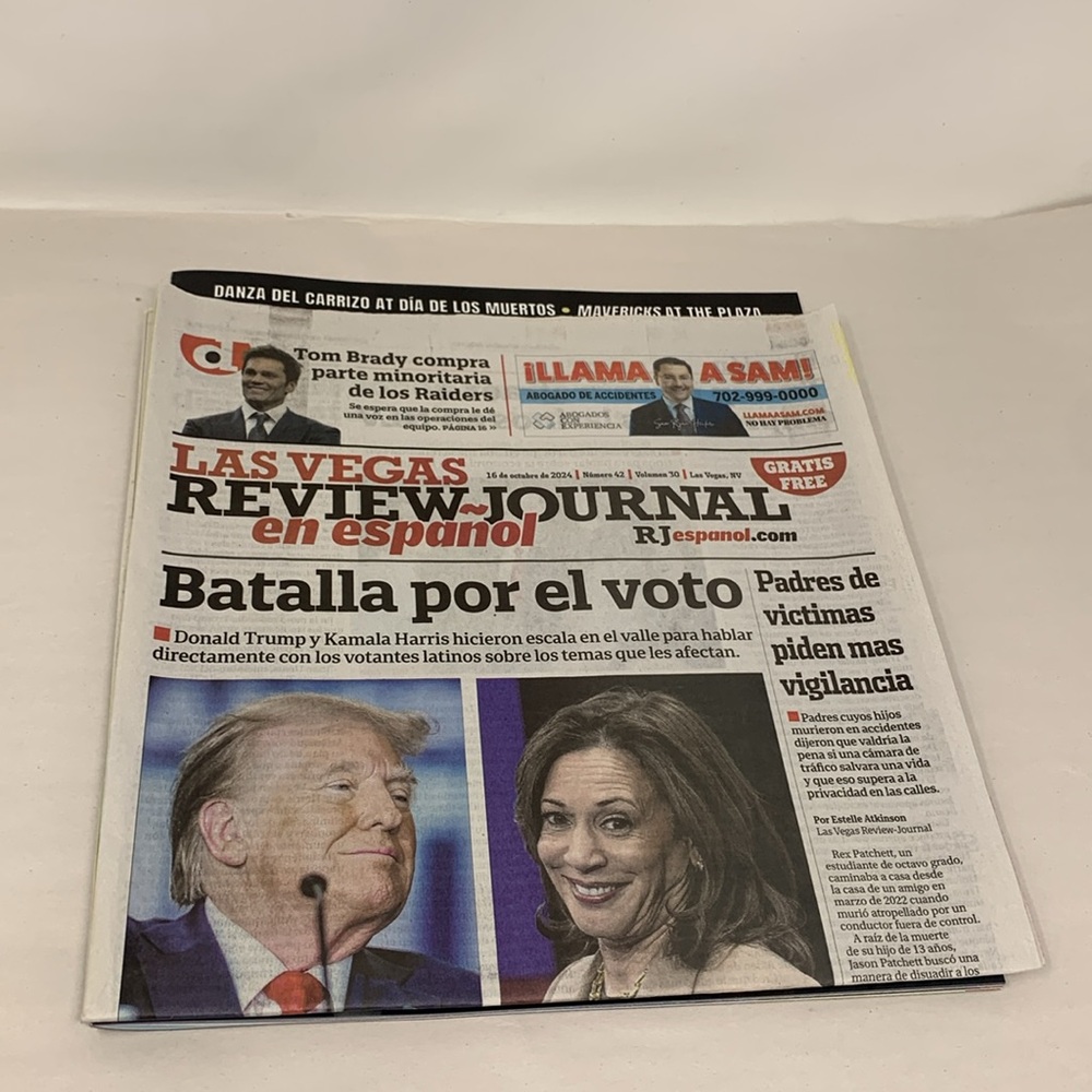 Election 2024 newspaper & magazine collectors items Kamala Harris & Trump fans - Picture 13 of 16
